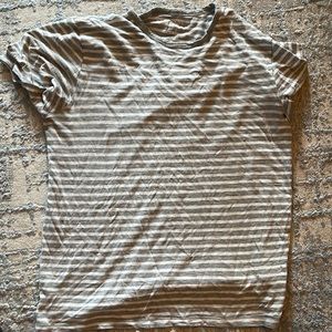 Everlane T-Shirt